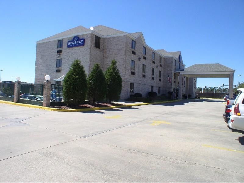 Regency Inn & Suites Biloxi Exterior photo